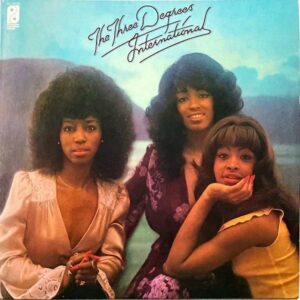 THE THREE DEGREES / International [LP]