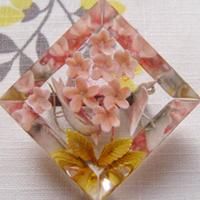 ルーサイトのブローチ*FLOWER&BIRD