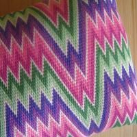スウェーデン*刺繍クッション