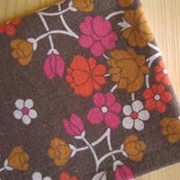 スウェーデン*ヴィンテージ・ファブリック（FLOWER*DARK BROWN）